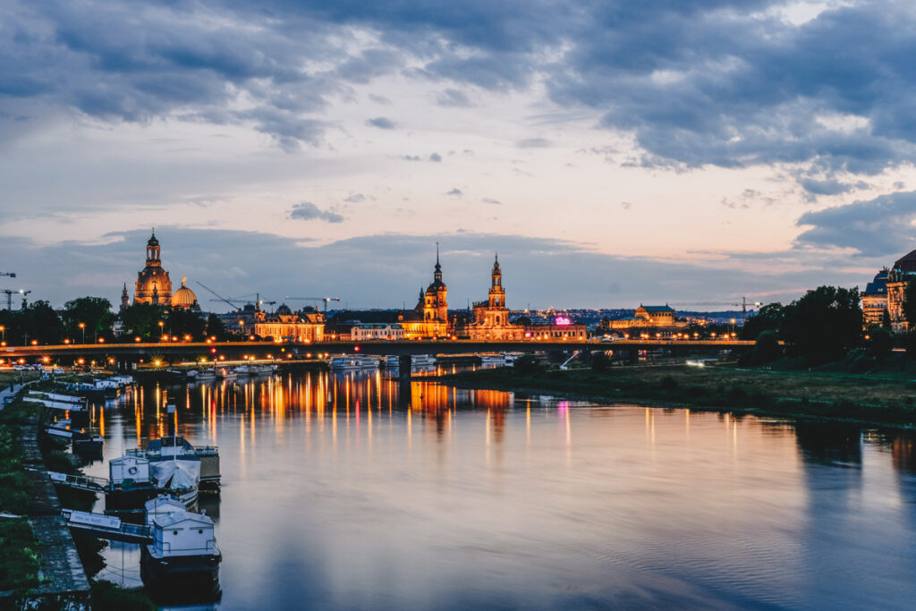 Dresden Carolabruecke Nacht 2020 3